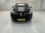 Renault Clio 0.9 TCe Limited Navigatie / Lichtmetalen velgen / NL auto / Armsteun / Dealer onderhouden / Airco / Parkeersensoren achter