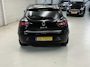 Renault Clio 0.9 TCe Limited Navigatie / Lichtmetalen velgen / NL auto / Armsteun / Dealer onderhouden / Airco / Parkeersensoren achter