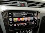 Volkswagen Passat Variant 1.4 TSI PHEV GTE Business / AUTOMAAT/ PANO/ ELEKTR. TREKHAAK/ MASSAGE/ NAVI/ APP-CONNECT/ STUUR-STOELVERWARM./ ADAPT-CRUISE/ 19'' LMV/ CAMERA