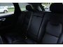 Volvo XC60 T8 Plug-in hybrid AWD Ultimate Dark | Stuurverwarming | Stoelverwarming | Apple Carplay | Trekhaak | Panoramadak | Lederen bekleding | Achterbank verwarmd | 360 graden camera |