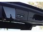 Volvo XC60 T8 Plug-in hybrid AWD Ultimate Dark | Stuurverwarming | Stoelverwarming | Apple Carplay | Trekhaak | Panoramadak | Lederen bekleding | Achterbank verwarmd | 360 graden camera |