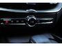 Volvo XC60 T8 Plug-in hybrid AWD Ultimate Dark | Stuurverwarming | Stoelverwarming | Apple Carplay | Trekhaak | Panoramadak | Lederen bekleding | Achterbank verwarmd | 360 graden camera |