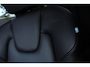 Volvo XC60 T8 Plug-in hybrid AWD Ultimate Dark | Stuurverwarming | Stoelverwarming | Apple Carplay | Trekhaak | Panoramadak | Lederen bekleding | Achterbank verwarmd | 360 graden camera |