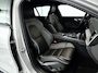 Volvo V60 T6 Plug-in hybrid AWD Plus Dark | SOH 100% | 360° camera | Harman Kardon | Stoel- en stuurverwarming | Trekhaak