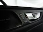 Volvo V60 T6 Plug-in hybrid AWD Plus Dark | SOH 100% | 360° camera | Harman Kardon | Stoel- en stuurverwarming | Trekhaak