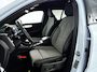 Volvo XC40 B4 Plus Dark | Parkeercamera | Harman Kardon | Stoel- en stuurverwarming | Trekhaak