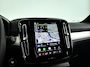 Volvo XC40 B4 Plus Dark | Parkeercamera | Harman Kardon | Stoel- en stuurverwarming | Trekhaak
