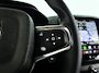 Volvo XC40 B4 Plus Dark | Parkeercamera | Harman Kardon | Stoel- en stuurverwarming | Trekhaak