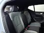 Volvo XC40 B4 Plus Dark | Parkeercamera | Harman Kardon | Stoel- en stuurverwarming | Trekhaak