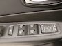 Renault Captur TCe 150 EDC Automaat Intens | Navigatie | Parkeersensoren rondom & achteruitrijcamera | Dodehoek detectie | Cruise control | Climate control | Trekhaak |