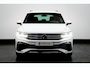 Volkswagen Tiguan 1.4 eHybrid 245 pk R-Line 6-DSG | 'App-Connect' draadloze smartphone integratie | Achteruitrijcamera | Matrix-LED-koplamp incl. Grootlichtassistent met adaptieve lichtverdeling (ALH)