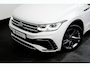 Volkswagen Tiguan 1.4 eHybrid 245 pk R-Line 6-DSG | 'App-Connect' draadloze smartphone integratie | Achteruitrijcamera | Matrix-LED-koplamp incl. Grootlichtassistent met adaptieve lichtverdeling (ALH)
