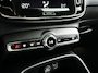 Volvo XC40 T3 Momentum Pro | Panoramadak | Parkeercamera | Stoelverwarming