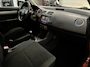Suzuki Swift 1.5 Exclusive Leuke auto! | Trekhaak | Airco | parkeersensoren | 16" Lichtmetalen velgen | Airco | Bluetooth