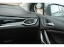 Opel Astra Sports Tourer 1.4 Business Executive | Navigatie | Trekhaak | Cruise-control | Stoelverwarming | Airco | NL auto!! |