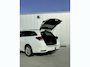 Toyota Auris Touring Sports 1.8 Hybrid Executive Go Automaat | Navigatie | Cruise | Stoelverwarming | Keyless |