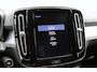 Volvo XC40 T3 163PK Automaat Business Pro Navigatie / Trekhaak / Adaptieve Cruise Control / 18" lichtmetalen velgen / Climare Control