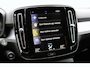Volvo XC40 T3 163PK Automaat Business Pro Navigatie / Trekhaak / Adaptieve Cruise Control / 18" lichtmetalen velgen / Climare Control
