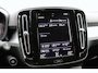 Volvo XC40 T3 163PK Automaat Business Pro Navigatie / Trekhaak / Adaptieve Cruise Control / 18" lichtmetalen velgen / Climare Control