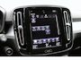 Volvo XC40 T3 163PK Automaat Business Pro Navigatie / Trekhaak / Adaptieve Cruise Control / 18" lichtmetalen velgen / Climare Control