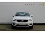 Volvo XC40 T3 163PK Automaat Business Pro Navigatie / Trekhaak / Adaptieve Cruise Control / 18" lichtmetalen velgen / Climare Control