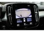 Volvo XC40 T3 163PK Automaat Business Pro Navigatie / Trekhaak / Adaptieve Cruise Control / 18" lichtmetalen velgen / Climare Control