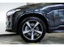 Volvo XC90 T8 Twin Engine AWD R-Design | Dealeronderhouden | Head-Up Display | BLIS | Adaptive Cruise Control | Keyles Entree | Parkeersensoren voor + achter | Parkeercamera | Stoelverwarming | High Performance Audio |