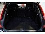 Volvo XC90 T8 Twin Engine AWD R-Design | Dealeronderhouden | Head-Up Display | BLIS | Adaptive Cruise Control | Keyles Entree | Parkeersensoren voor + achter | Parkeercamera | Stoelverwarming | High Performance Audio |