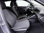 Peugeot 2008 SUV Style 100pk | Navigatie via Apple Carplay en Android auto | Automatische Airco | Parkeersensoren achter | Cruise control