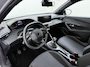 Peugeot 2008 SUV Style 100pk | Navigatie via Apple Carplay en Android auto | Automatische Airco | Parkeersensoren achter | Cruise control