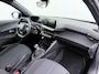 Peugeot 2008 SUV Style 100pk | Navigatie via Apple Carplay en Android auto | Automatische Airco | Parkeersensoren achter | Cruise control
