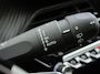 Peugeot 2008 SUV Style 100pk | Navigatie via Apple Carplay en Android auto | Automatische Airco | Parkeersensoren achter | Cruise control