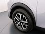 Peugeot 2008 SUV Style 100pk | Navigatie via Apple Carplay en Android auto | Automatische Airco | Parkeersensoren achter | Cruise control
