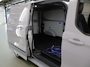 Ford E-Transit Custom 320 | L2 H1 | SPORT | 2-ZITS | LED KOPLAMPEN | ADAPTIVE CRUISE CONTROL | NAVIGATIE | ACHTERUITRIJCAMERA | STOELVERWARMING | STUURWIELVERWARMING | CLIMATE CONTROL | BOM VOL IN OPTIES