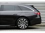Mercedes-Benz E-klasse Estate 300 e Luxury Line | Panoramadak | Trekhaak | Distronic Pro |