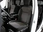 Toyota ProAce Electric Luxury L2 8persoons PERSONENBUS 8p SOH 89% Navigatie Parkeersensoren Cruise Control Stoelverwarming Climate Control LM Velgen