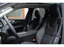 Volvo XC60 T8 Hybride AWD Ultra Dark Executive | Luchtvering | Massage | Stoelventilatie | Head-Up | 360° Camera | Panoramadak |