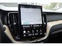 Volvo XC60 T8 Hybride AWD Ultra Dark Executive | Luchtvering | Massage | Stoelventilatie | Head-Up | 360° Camera | Panoramadak |