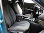 Peugeot 2008 Allure 100pk Navigatie via Apple Carplay en Android Auto | Parkeersensoren voor en achter | Cruise control | Automatische airco | Lichtmetalen velgen