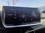 Peugeot e-2008 EV GT 54 kWh | Alcantara bekleding | Stoelverwarming | Elektrisch verstelbare stoelen/massage functie | Apple Carplay/Android Auto | Adaptieve Cruise Control | Camera | EVISSA Velgen | Keyless entry/Keyless Start | ACTIE VOORRAAD MODEL!