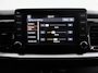 Kia Stonic 1.0 T-GDi Vision | Trekhaak | Climate Control | Stoel/Stuurverwarming | 17'' Lichtmetalen Velgen |