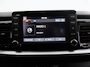 Kia Stonic 1.0 T-GDi Vision | Trekhaak | Climate Control | Stoel/Stuurverwarming | 17'' Lichtmetalen Velgen |