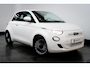 Fiat 500e Icon 42 kWh Lichtmetalen velgen | Apple CarPlay/Android Auto | Cruise Controle | Climate Controle | Automatische airconditioning | Handrem elektrisch | Infotainment-systeem: UConnect met DAB+ Radio-ontvangst (Touchscreen 10,25")
