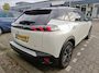 Peugeot e-2008 EV GT Pack 50 kWh | Fase 3 laden | SOH 93,38% | Panorama/schuifdak | Stoelverwarming | Navigatie | Camera | NL auto |