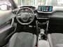 Peugeot e-2008 EV GT Pack 50 kWh | Fase 3 laden | SOH 93,38% | Panorama/schuifdak | Stoelverwarming | Navigatie | Camera | NL auto |