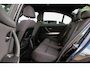 BMW 3-Serie 318i Edition Exclusive | Origineel NL | 3e eigenaar | M-sportstuur | Sportstoelen | Cruise control | Individual dakhemel antraciet | Boordcomputer | Mistlamp | 17 inch