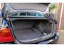 BMW 3-Serie 318i Edition Exclusive | Origineel NL | 3e eigenaar | M-sportstuur | Sportstoelen | Cruise control | Individual dakhemel antraciet | Boordcomputer | Mistlamp | 17 inch