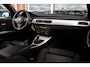 BMW 3-Serie 318i Edition Exclusive | Origineel NL | 3e eigenaar | M-sportstuur | Sportstoelen | Cruise control | Individual dakhemel antraciet | Boordcomputer | Mistlamp | 17 inch