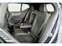 Volvo XC40 B4 197PK Plus Dark | 360 | Pixel Led | Trekhaak | Panoramadak | Getint Glas