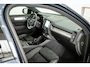 Volvo XC40 B4 197PK Plus Dark | 360 | Pixel Led | Trekhaak | Panoramadak | Getint Glas